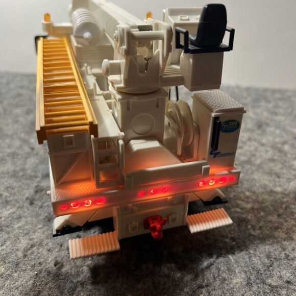 11" DG PRODUCTIONS -1996-2-1 CT Commonwealth Tele Pole Setter Auger Digger Truck - Picture 16 of 16